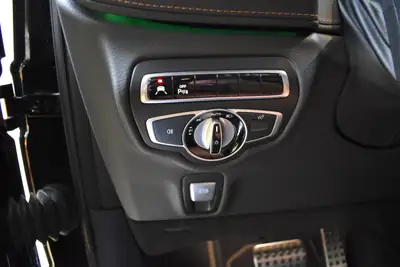Mercedes-Benz G 63 AMG — Le SUV légendaire avec 585 ch, kilométrage quasi neuf — Miniature 30