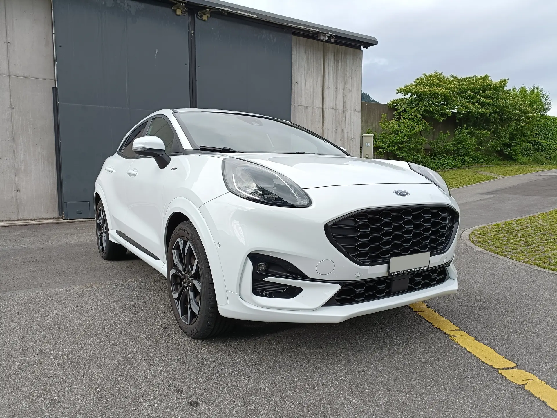 Ford Puma 1.0 SCTi ST-Line — SUV compact dynamique, essence économique et caméra de recul — vista esterna