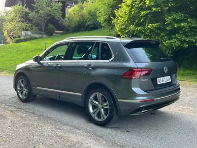 VW Tiguan 2.0 TSI Highline 4Motion — SUV polyvalent, toit panoramique et 4 roues motrices — Thumbnail 7
