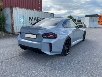 BMW M2 Coupé — 460 ch dynamiques, 15'000 km seulement, sans sinistre — vista posteriore