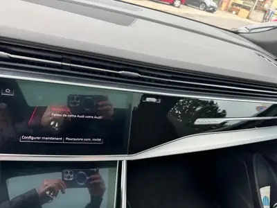 Audi Q8 55 TFSI e quattro — SUV coupé hybride rechargeable, 381 ch et 80 000 km — détail