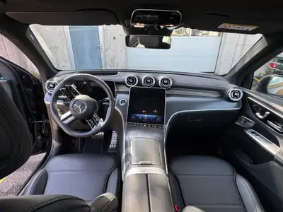 Mercedes-Benz GLC 400 e 4Matic — SUV hybride rechargeable, 381 ch et très peu kilométré — interior