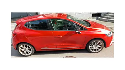 Renault Clio 1.6 T RS 200 EDC — Performance sportive, entretien certifié — fianco