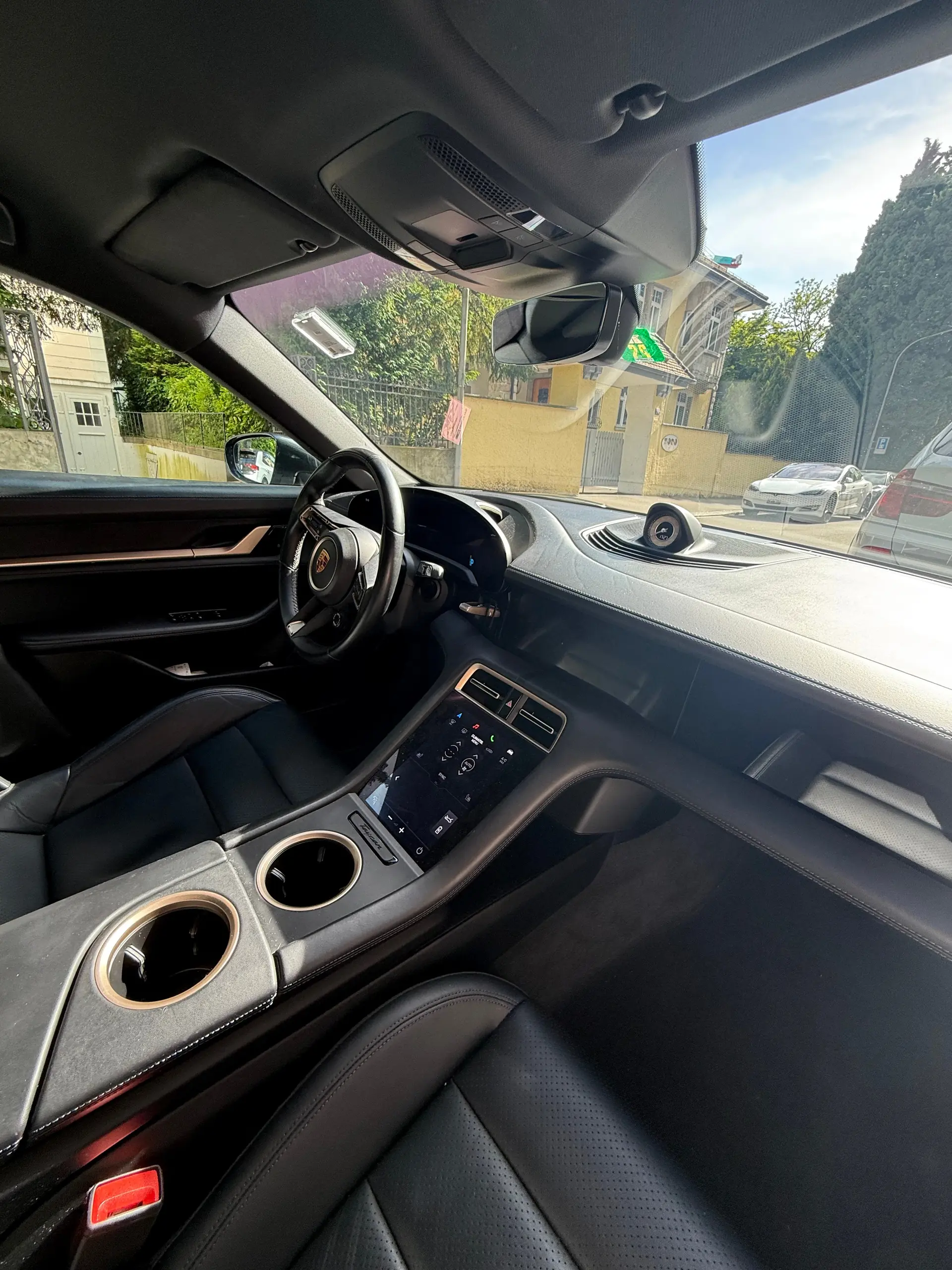 Porsche Taycan 2020 occasion Geneve — 3