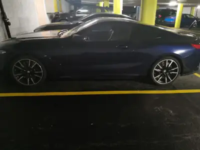 BMW M850i xDrive Coupé — 530 ch, Carbon, Laserlicht et Tanzanite Blau — Miniatur 10
