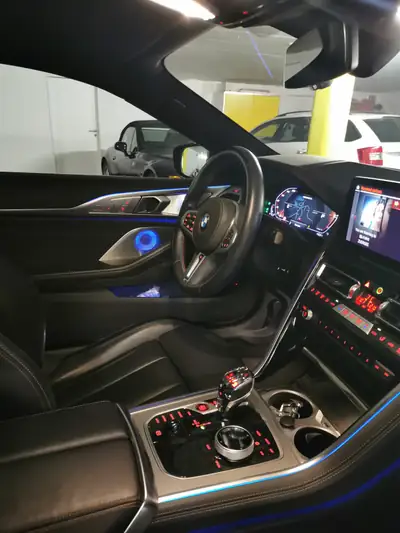 BMW M850i xDrive Coupé — 530 ch, Carbon, Laserlicht et Tanzanite Blau — Miniatur 15