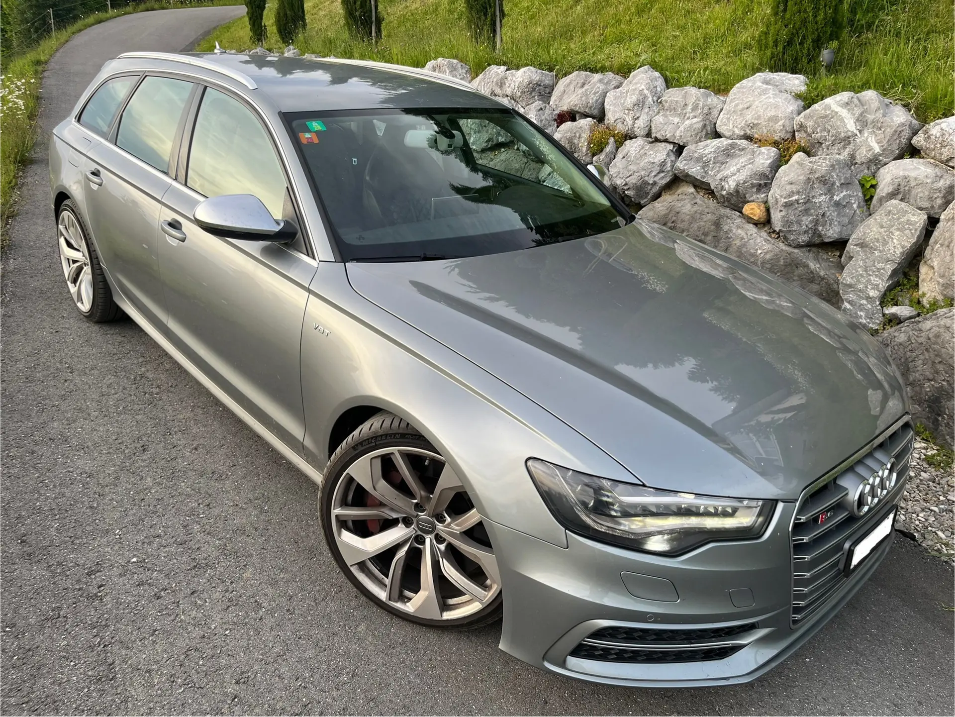 Audi S6 Avant 4.0 TFSI V8 quattro — Break sportif 510 ch, sans accident — vue extérieure