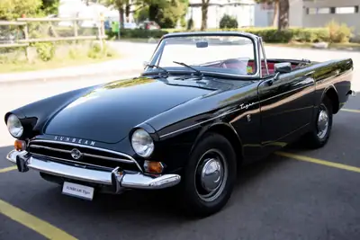 Sunbeam Alpine 260 Tiger — Roadster britannique V8, restauré Nut & Bolt, 1965 — Seitenansicht