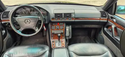 Mercedes-Benz 500 SEL — Berline de prestige 1993, vérifiée contrôle technique — tableau de bord