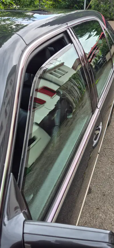 Mercedes-Benz 500 SEL — Berline de prestige 1993, vérifiée contrôle technique — Miniature 12