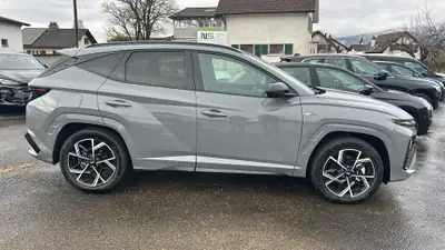 Hyundai Tucson 1.6 TGDI PHEV N Line — SUV hybride rechargeable 4WD, 50 km seulement — exterior view