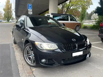 BMW 335i xDrive Coupé — Sportivité allemande et traction intégrale — Thumbnail 12