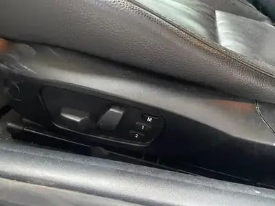BMW 335i xDrive Coupé — Sportivité allemande et traction intégrale — Thumbnail 16