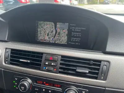BMW 335i xDrive Coupé — Sportivité allemande et traction intégrale — Thumbnail 17