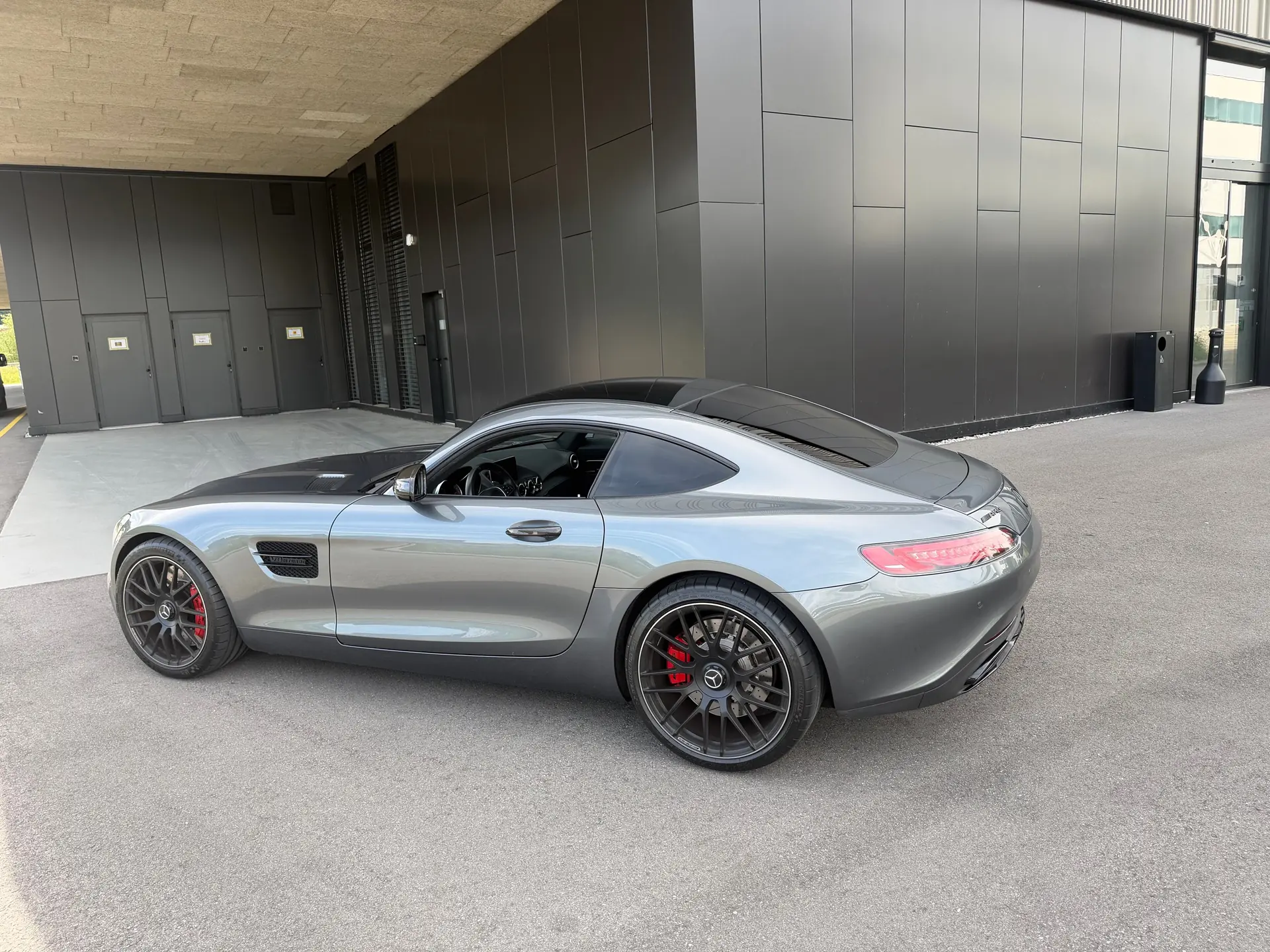 Mercedes-AMG GT S — Coupé sport légendaire, 510 ch et seulement 35'000 km