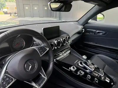 Mercedes-AMG GT S — Coupé sport légendaire, 510 ch et seulement 35'000 km — Thumbnail 12
