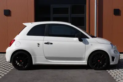 Fiat 595 Abarth Competizione — Pack Carbone, Échappement Monza, 180 ch dynamiques — arrière