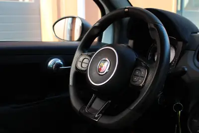 Fiat 595 Abarth Competizione — Pack Carbone, Échappement Monza, 180 ch dynamiques — Miniature 13