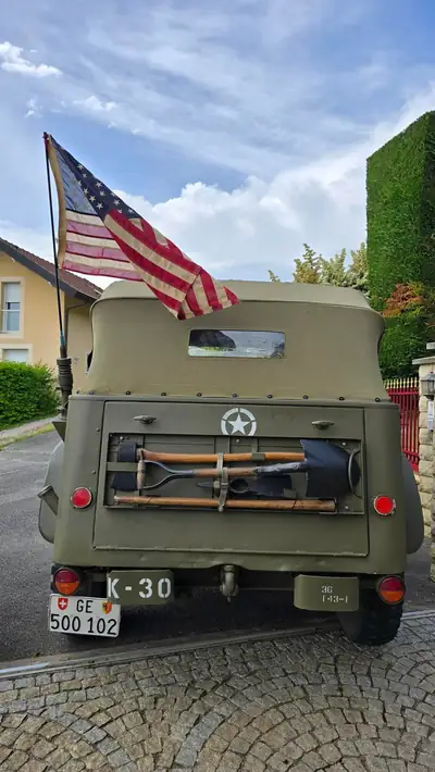 Dodge WC 1942 — Cabriolet historique, légende de guerre américaine — détail