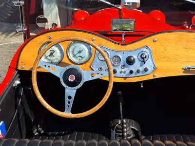 MG TD 1953 — Cabriolet britannique de légende, seulement 39'850 km — détail