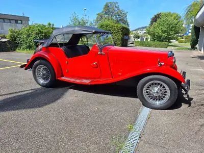 MG TD 1953 — Cabriolet britannique de légende, seulement 39'850 km — intérieur