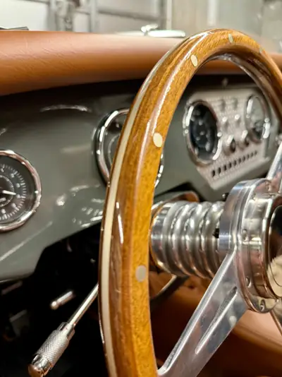 Morgan 4/4 1.6 Sport — Roadster anglais authentique, entretien réduit — Miniature 10