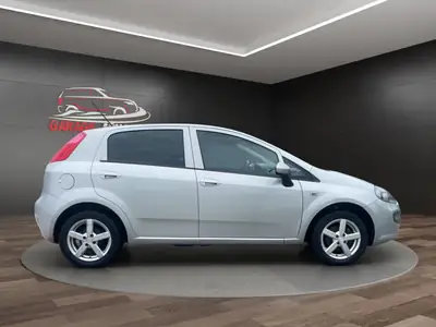 Fiat Punto 1.2 MyStyle — Citadine fiable, entretien à jour, sans sinistre — Miniature 7