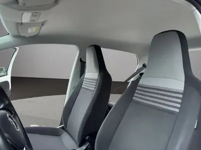 VW Up 1.0 Move Up 2018 — Petite citadine économique, entretien à jour — Thumbnail 20