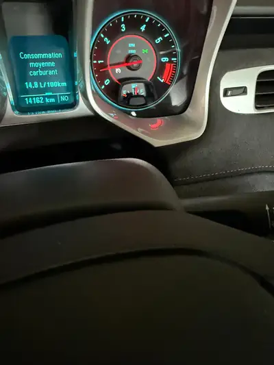 Chevrolet Camaro ZL1 2012 — Muscle car légendaire, seulement 14'200 km — Thumbnail 14