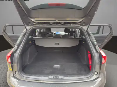 Ford Focus 1.0 SCTi ST-LINE — Break sportif, entretien inclus, sans sinistre — Thumbnail 19