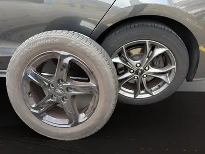 Ford Focus 1.0 SCTi ST-LINE — Break sportif, entretien inclus, sans sinistre — Thumbnail 20