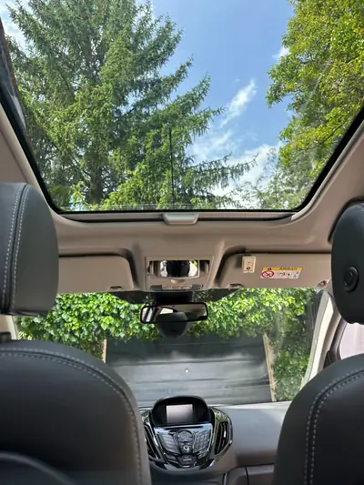 Ford B-Max 1.6 Ti-VCT Titanium — Monospace compact, faible kilométrage et consommation maîtrisée — Miniatura 12
