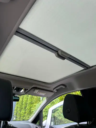 Ford B-Max 1.6 Ti-VCT Titanium — Monospace compact, faible kilométrage et consommation maîtrisée — Miniatura 14