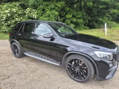 Mercedes-Benz GLC 63 AMG 4Matic+ — SUV haute performance, 49 100 km, sans sinistre — Miniatura 9