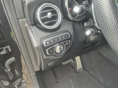 Mercedes-Benz GLC 63 AMG 4Matic+ — SUV haute performance, 49 100 km, sans sinistre — Miniatura 11