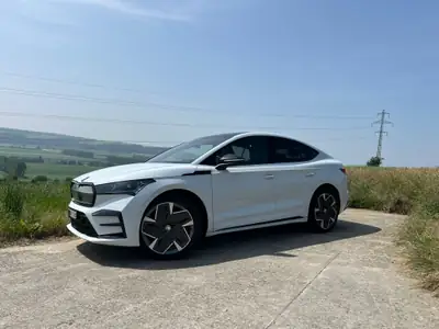 Skoda Enyaq Coupé RS iV 80 4x4 — SUV électrique haute performance, 67'000 km — exterior view