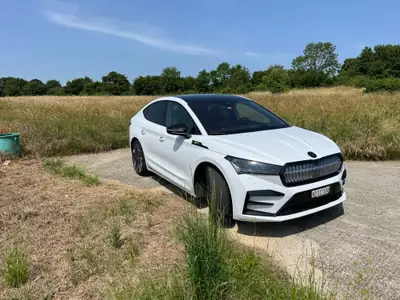 Skoda Enyaq Coupé RS iV 80 4x4 — SUV électrique haute performance, 67'000 km — rear view