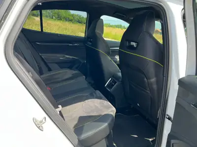 Skoda Enyaq Coupé RS iV 80 4x4 — SUV électrique haute performance, 67'000 km — Thumbnail 8