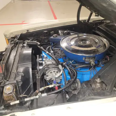 Mercury Cougar XR 7 1972 — Cabriolet légendaire, moteur V8 puissant, 20'000 km seulement — dettaglio