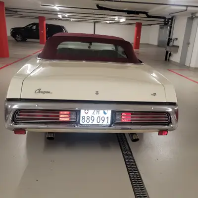 Mercury Cougar XR 7 1972 — Cabriolet légendaire, moteur V8 puissant, 20'000 km seulement — interni