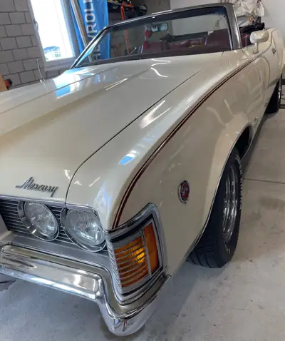 Mercury Cougar XR 7 1972 — Cabriolet légendaire, moteur V8 puissant, 20'000 km seulement — Miniatura 20