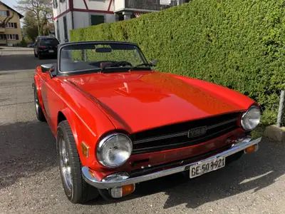 Triumph TR6 1974 — Cabriolet sportif anglais iconique, 95'000 km — tableau de bord