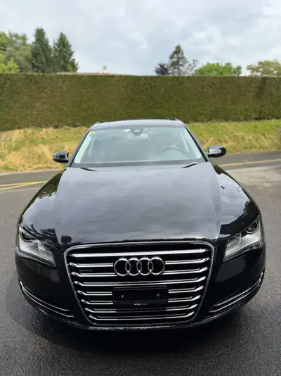Audi A8 3.0 TDI quattro — Berline prestige diesel, 25 000 km seulement — vista esterna