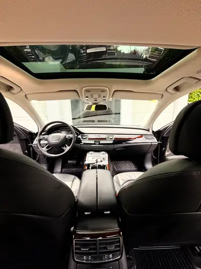 Audi A8 3.0 TDI quattro — Berline prestige diesel, 25 000 km seulement — dettaglio