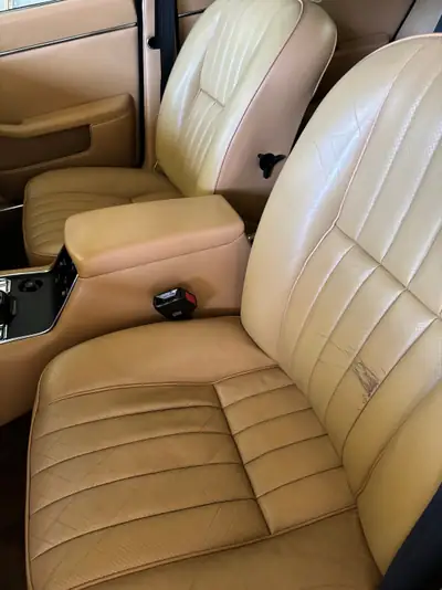Jaguar XJ6 4.2 Swiss 1981 — Berline de prestige, moteur 4.2L classique — Miniatura 9