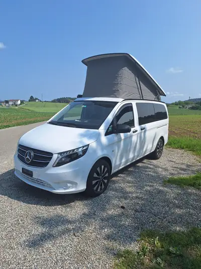 Mercedes-Benz Vito Activity — Monospace diesel automatique, seulement 20'000 km — fianco