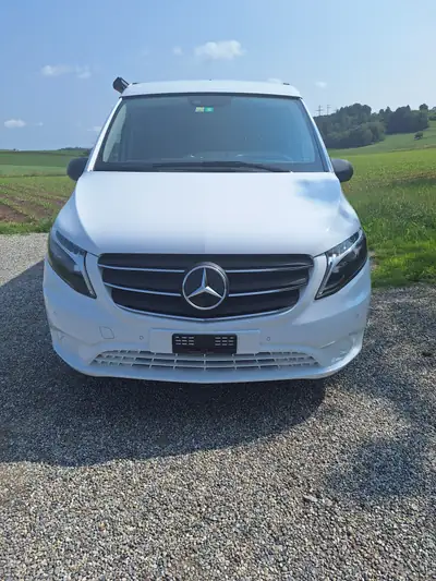 Mercedes-Benz Vito Activity — Monospace diesel automatique, seulement 20'000 km — vista esterna