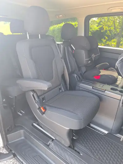 Mercedes-Benz Vito Activity — Monospace diesel automatique, seulement 20'000 km — Miniatura 18