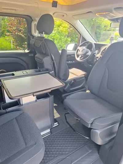 Mercedes-Benz Vito Activity — Monospace diesel automatique, seulement 20'000 km — Miniatura 21