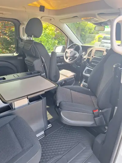 Mercedes-Benz Vito Activity — Monospace diesel automatique, seulement 20'000 km — Miniatura 23